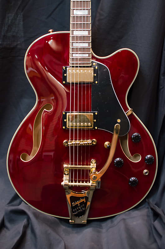 NEW Prestige Musician Pro TR Electric Guitar w/ Bigsby B7