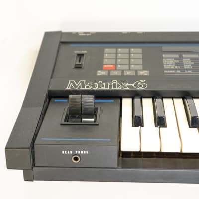 Oberheim Matrix 6 - 61-Key Keyboard / Synthesizer - Vintage image 7