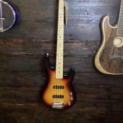 G&L Tribute Series JB-2 Bass with Maple Fretboard 2010s - 3-Tone Sunburst image 1