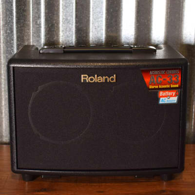 Roland AC-33 30 Watt 2x5' Chorus Acoustic Guitar Amplifier image 2