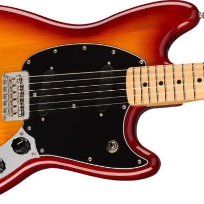 Fender Player Mustang Electric Guitar With Maple Fingerboard Sienna Sunburst image 8