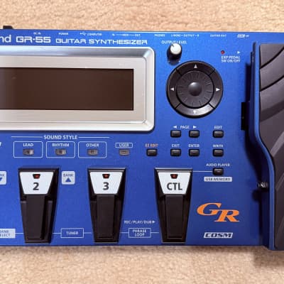 Roland GR-55 Guitar Synth with GK-3 Pickup - Excellent
