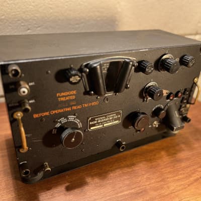 RCA vintage tube receiver amplifier signal corps Bc-312n 1950’s - Black Metal image 12