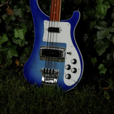 Rickenbacker  4003 FL Fretless Bass Blueburst image 2