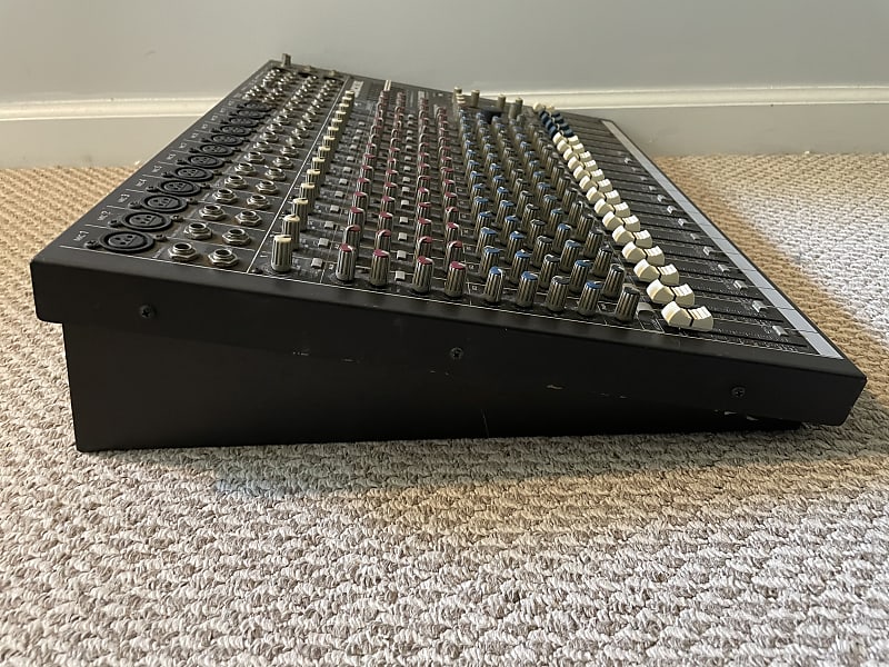 Mackie CFX16 Mixer 16 Channel Compact Integrated Live Sound
