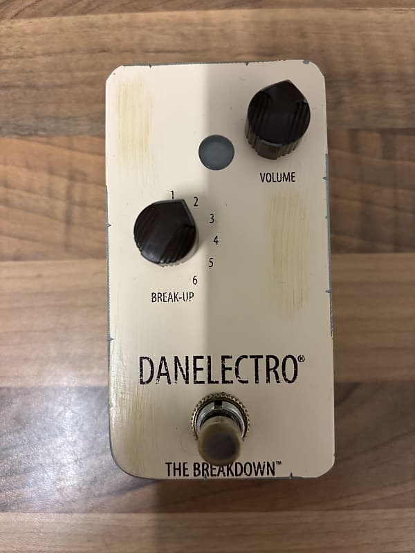 Danelectro The Breakdown