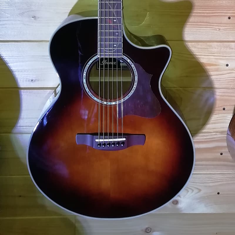Ibanez ae205 top