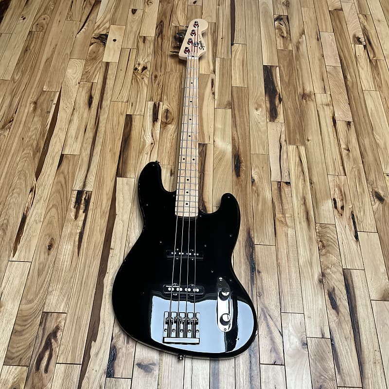 Squier Paranormal Jazz Bass '54 | Reverb