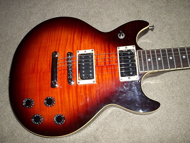 Ibanez Artist Series AR 250 - 2002 Honey Sunburst Electric Guitar