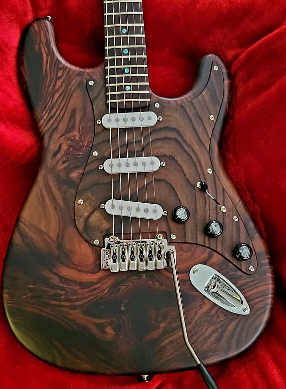 SJ Custom Guitars Stratocaster all rosewood, Gotoh tuners, Reverb