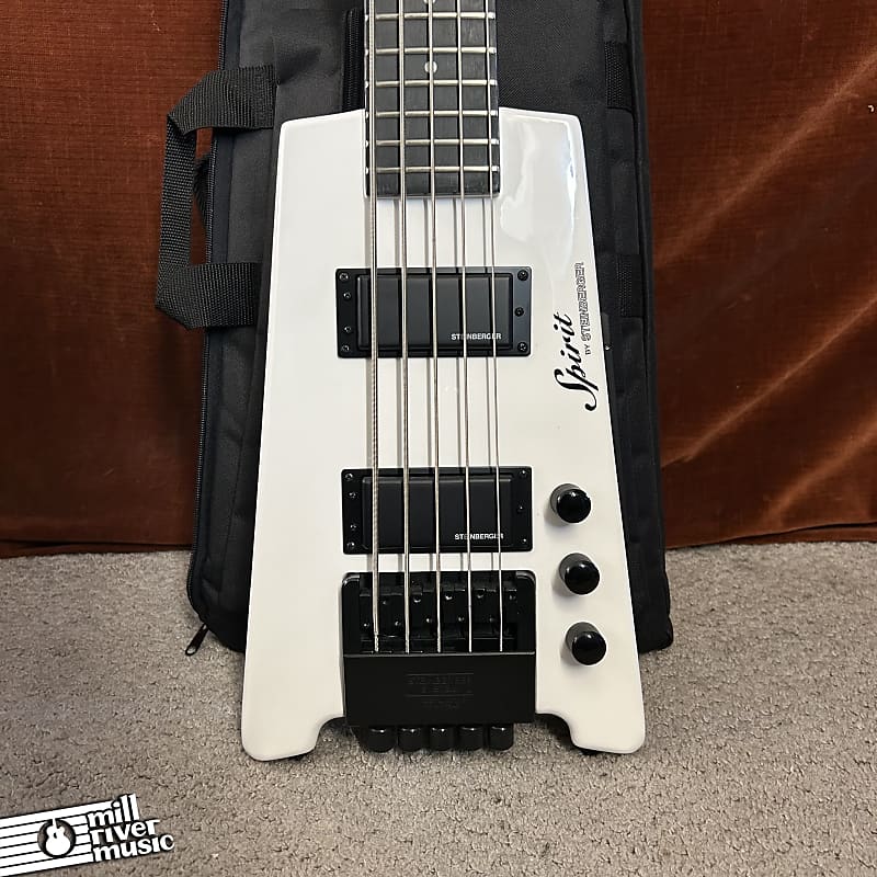 Steinberger Spirit XT-25 5 String Electric Bass White Used