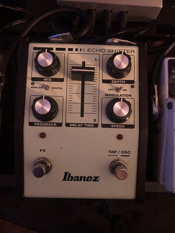 Ibanez ES3 Echo Shifter