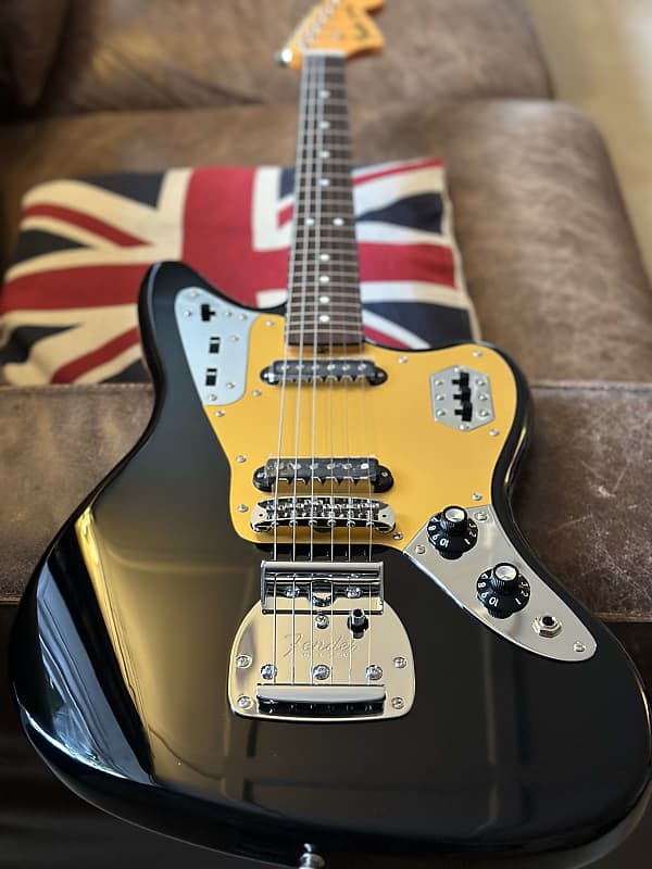 MIJ traditional 60s Jaguar : r/offset