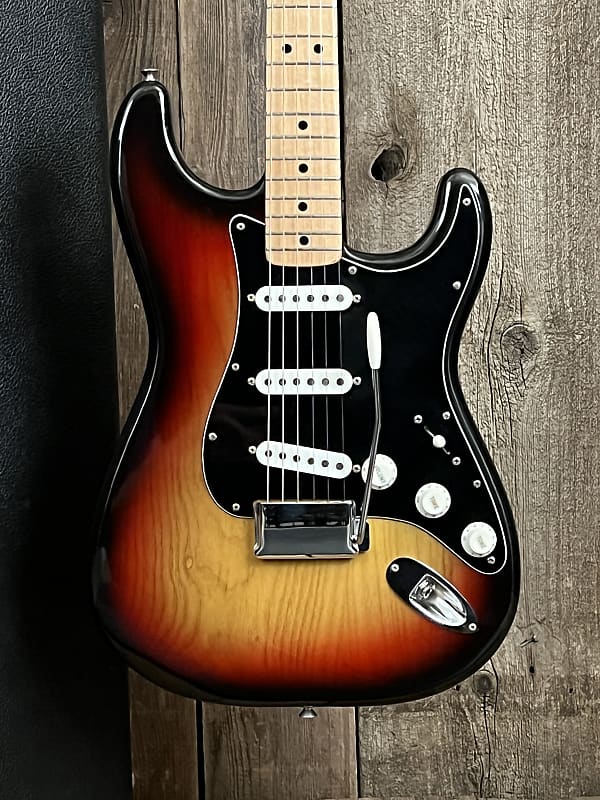 Fender Stratocaster 1976 Sunburst All Orig with orig Case & Case Candy image 1