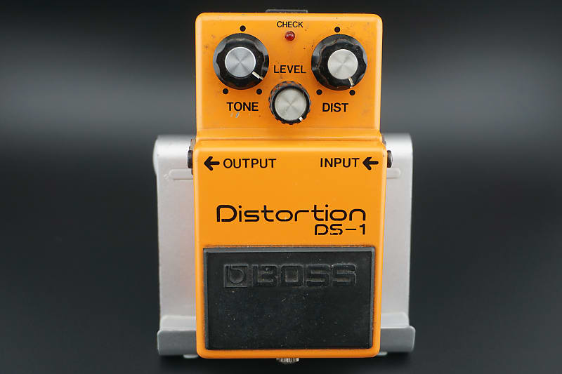 BOSS Distortion DS-1.スケルトンスイッチ‼️ヴィンテージ ‼️ BOSS Distortion DS-1.スケルトンスイッチ‼️ヴィンテージ