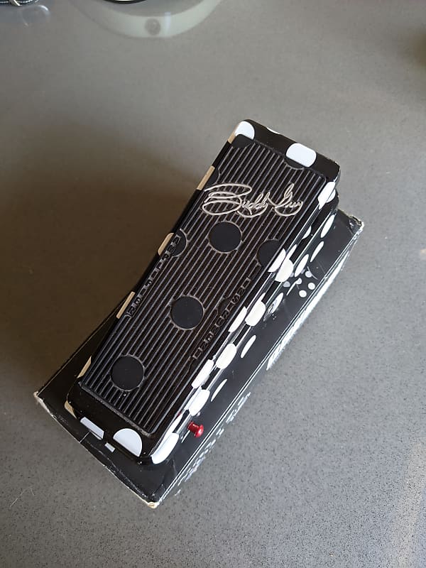 Dunlop BG95 Buddy Guy Signature Cry Baby Wah | Reverb