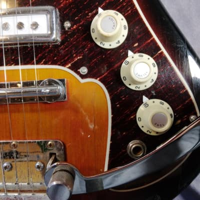 Sakai Vintage "Recco" Solid Body Electric Guitar  1960s Red Burst image 5