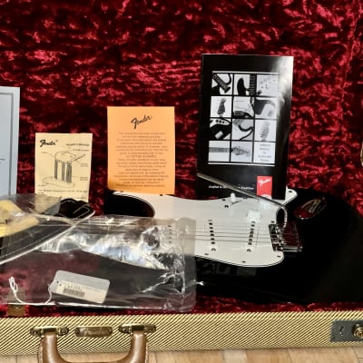 Excellent 2003 Fender Custom Shop Custom Classic Stratocaster, Black with Rosewood,  COA, Hang Tags & OHSC, Very Nice Package it will Ship Fast ! image 24