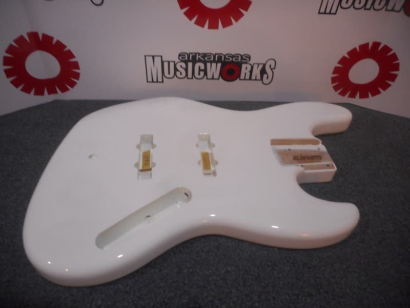 Allparts Fender Licensed Jazz Bass Body, Alder, OLYMPIC WHITE FINISH - #JBF-OW image 1