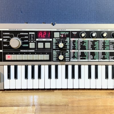 Korg microKORG 37-Key Synthesizer/Vocoder