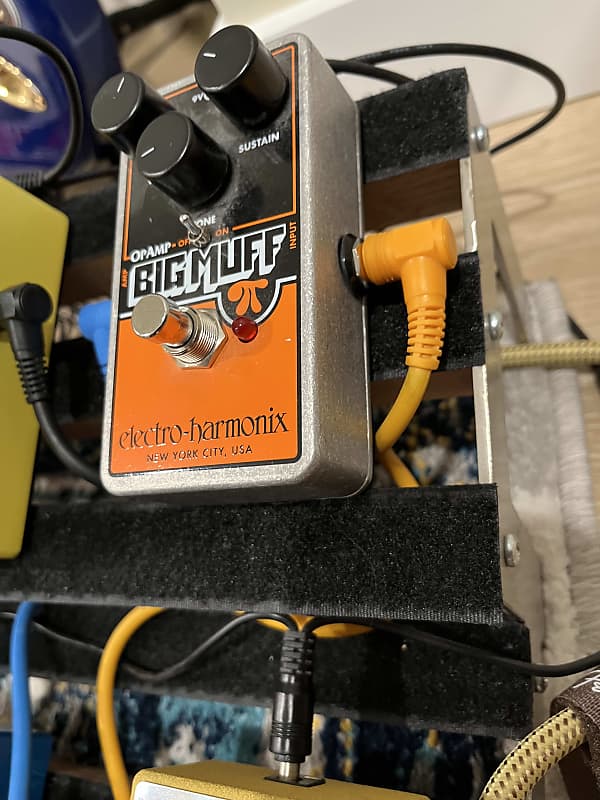 Amazon.com: Electro-Harmonix Op Amp Big Muff Pi Fuzz Pedal