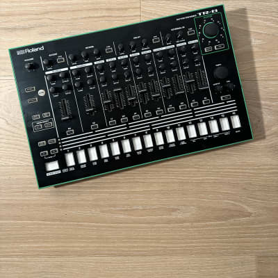 Roland TR-8 Rhythm Performer Electronic Drum Machine - Matte Black