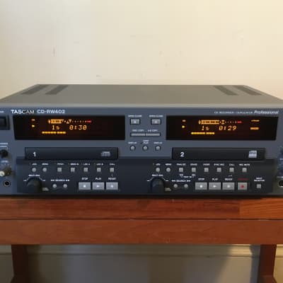 TASCAM CD-RW402 Professional CD Recorder / Player / Duplicator