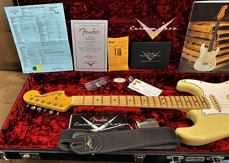 Fender Stratocaster Custom Shop Journeyman Relic, APAC June 2021 Show  guitar #69 1969 Faded Aged Vintage White