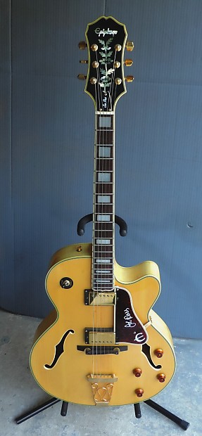 Epiphone Joe Pass Emperor II Electric Guitar Natural Finish
