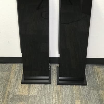 B&W Bowers & Wilkins 704 S2 Floorstanding Speakers (Gloss Black) Pair image 12