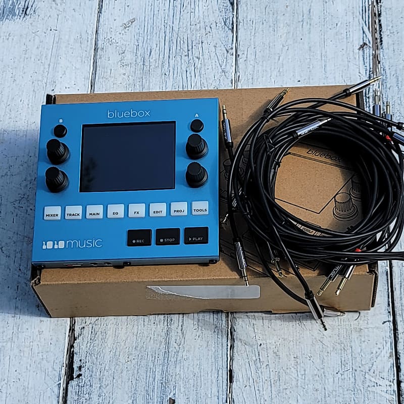 1010 Music Bluebox Compact 12Channel Digital Mixer / Reverb