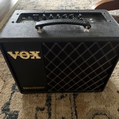 Vox Limited Edition VT20+ Classic Combo Amp - 2015 - Black Vox Limited Edition VT20+ Classic Combo Amp - 2015 - Black