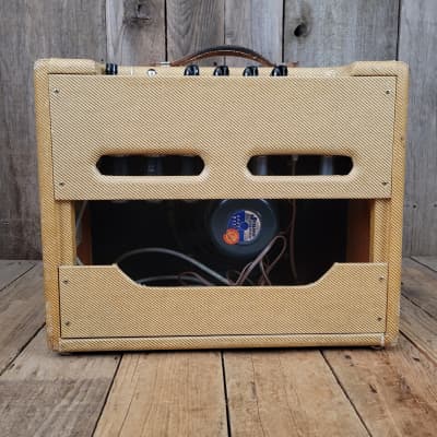 Fender Stratocaster Sunburst and Tweed Vibrolux 5F11 Amplifier One Owner Vintage 1957 image 25