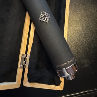 Telefunken AK-47 MkII Large Diaphragm Multipattern Tube Telefunken AK-47 MkII Large Diaphragm Multipattern Tube