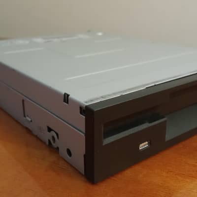Kurzweil K2500/K2600 - Second Floppy drive