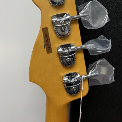 Fender American Ultra Precision Bass with Rosewood Fretboard - Mocha Burst image 5