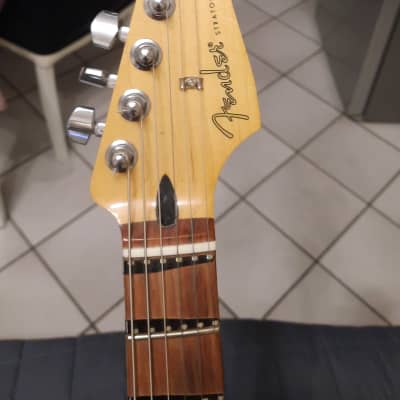 Fender Player Stratocaster HSS with Pau Ferro Fretboard 2018 - Present 3-Color Sunburst image 3