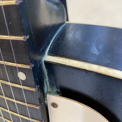 Truetone Archtop Guitar with pickup image 4
