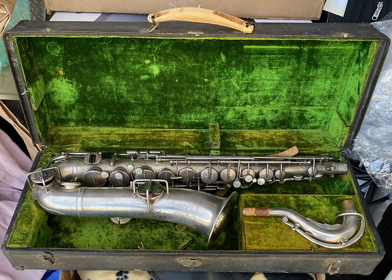 1922 Buescher True Tone Low Pitch Saxophone image 1