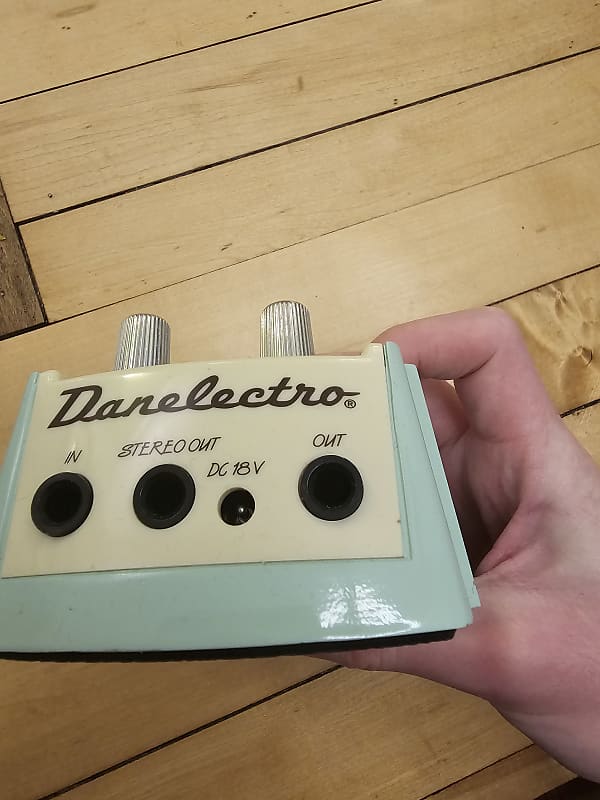 Danelectro Cool cat chorus