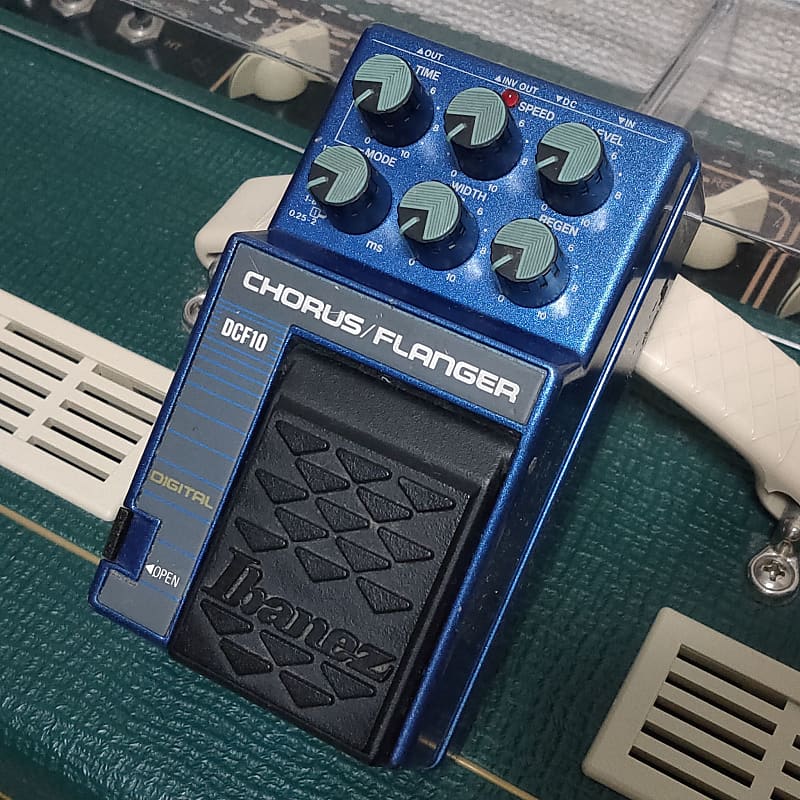 ギター Ibanez  DCF10 CHORUS/FLANGER Ibanez DCF10 Digital Chorus/Flanger | Reverb Canada