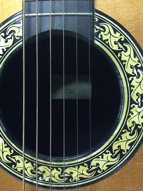 Late 1960's Vintage Ovation 1111-4 Balladeer Acoustic Guitar