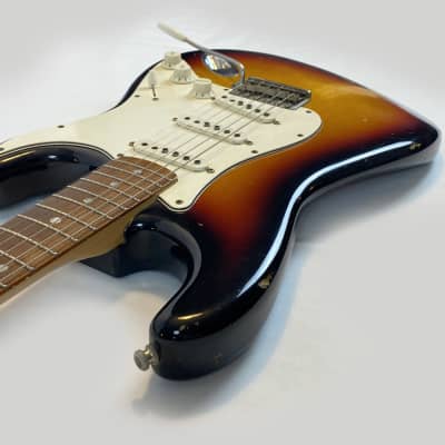 Fender Stratocaster 69 Custom Shop 2000 Sunburst Time Machine Collection image 5