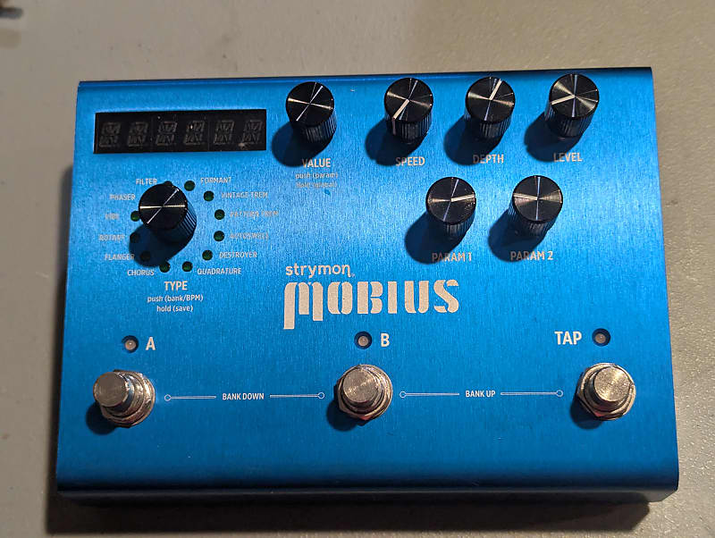 Strymon Mobius