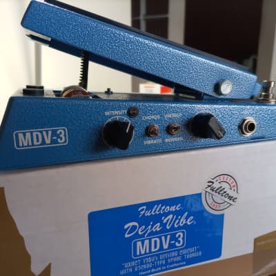 Fulltone Mini Deja Vibe MDV-3 2015 signed by the manufacturer image 2