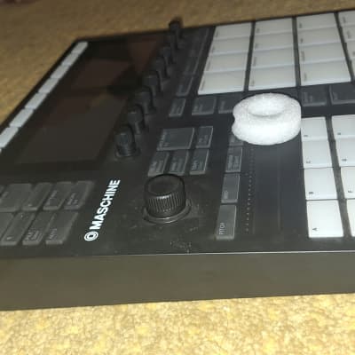 Native Instruments Maschine MK3 2021 image 2