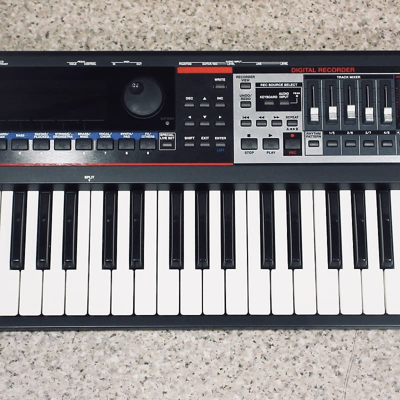 Roland JUNO-Giシンセサイザー 61鍵盤 Roland Juno-Gi 61-Key Synthesizer | Reverb