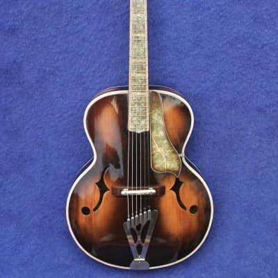   Unique / 1938 Calace / Nice and loud sounding / Lovely f-holes / Art Deco / Excellent condition  for sale
