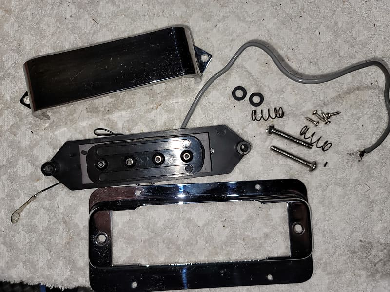 Rickenbacker Bass Bridge Pickup 2010 Chrome/Black Reverb