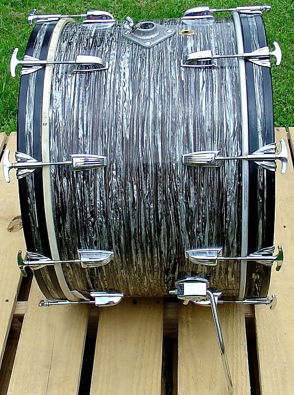 Ludwig No. 922 Classic 14x22" Bass Drum 1960s image 2